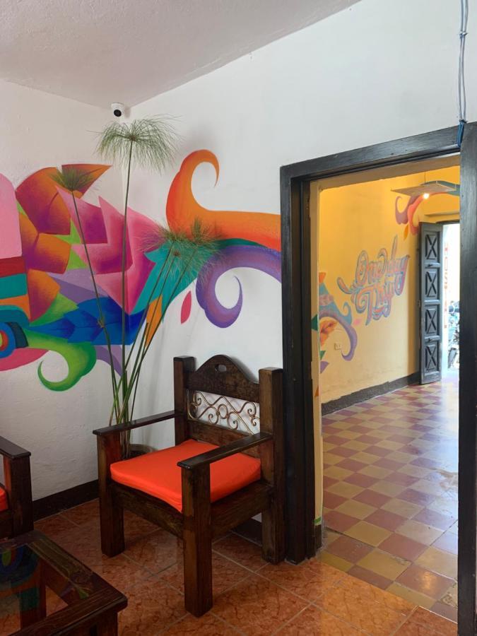One Day Trip Hostel Antigua Eksteriør billede