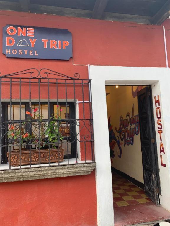 One Day Trip Hostel Antigua Eksteriør billede
